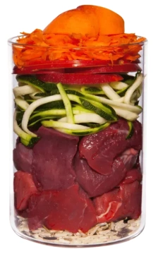Влажный корм для собак Говядина с морковью, рисом, яблоком Classic Menu Terracanis