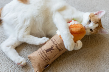 Игрушка для кошек Feline Frenzy - Tuna Baguette Pet Play 