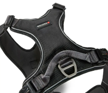 Шлейка Wolters Active Pro Comfort для собак, смягченная с ручкой Черная