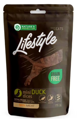 Лакомства для котов, мини кучоски утки, Nature's Protection Lifestyle snack for cats mini duck dices