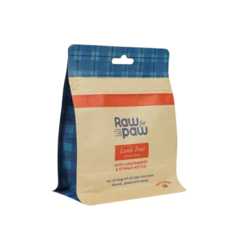 Сублимированное Лакомство для собак Raw for Paw из Ягненка, брусники и крапивы Freeze-Dried