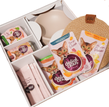 Вау-лизь бокс Delickcious з бежевою мискою у подарунок