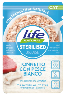Вологий корм LifeCat sterilized tuna with white fish з тунцем та білою рибою для стерилізованих котів